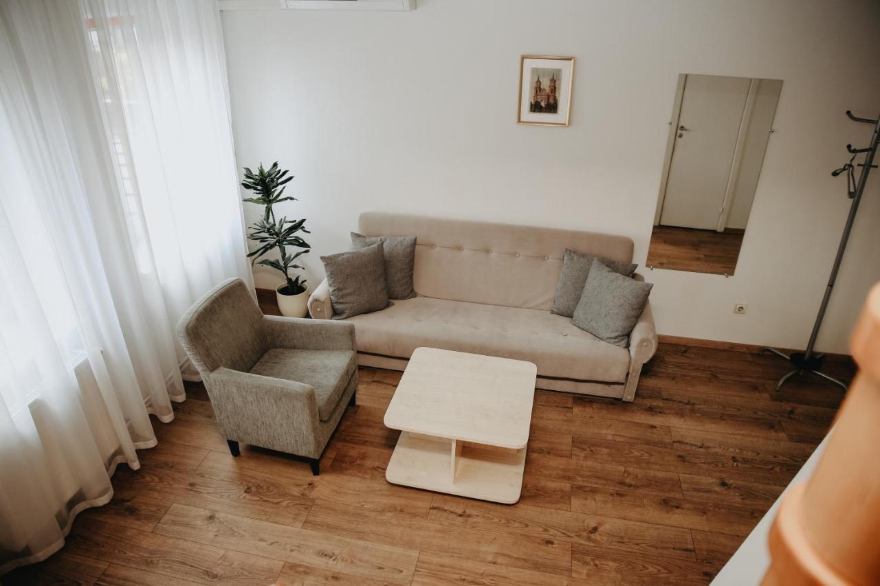 Verslo Klase-Easy To Stay Panevėžys Dış mekan fotoğraf